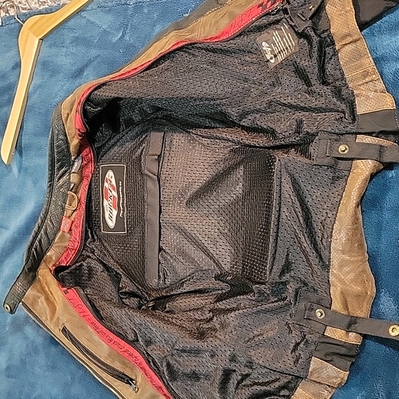 Womens leather riding jacket - Picture 4 of 6